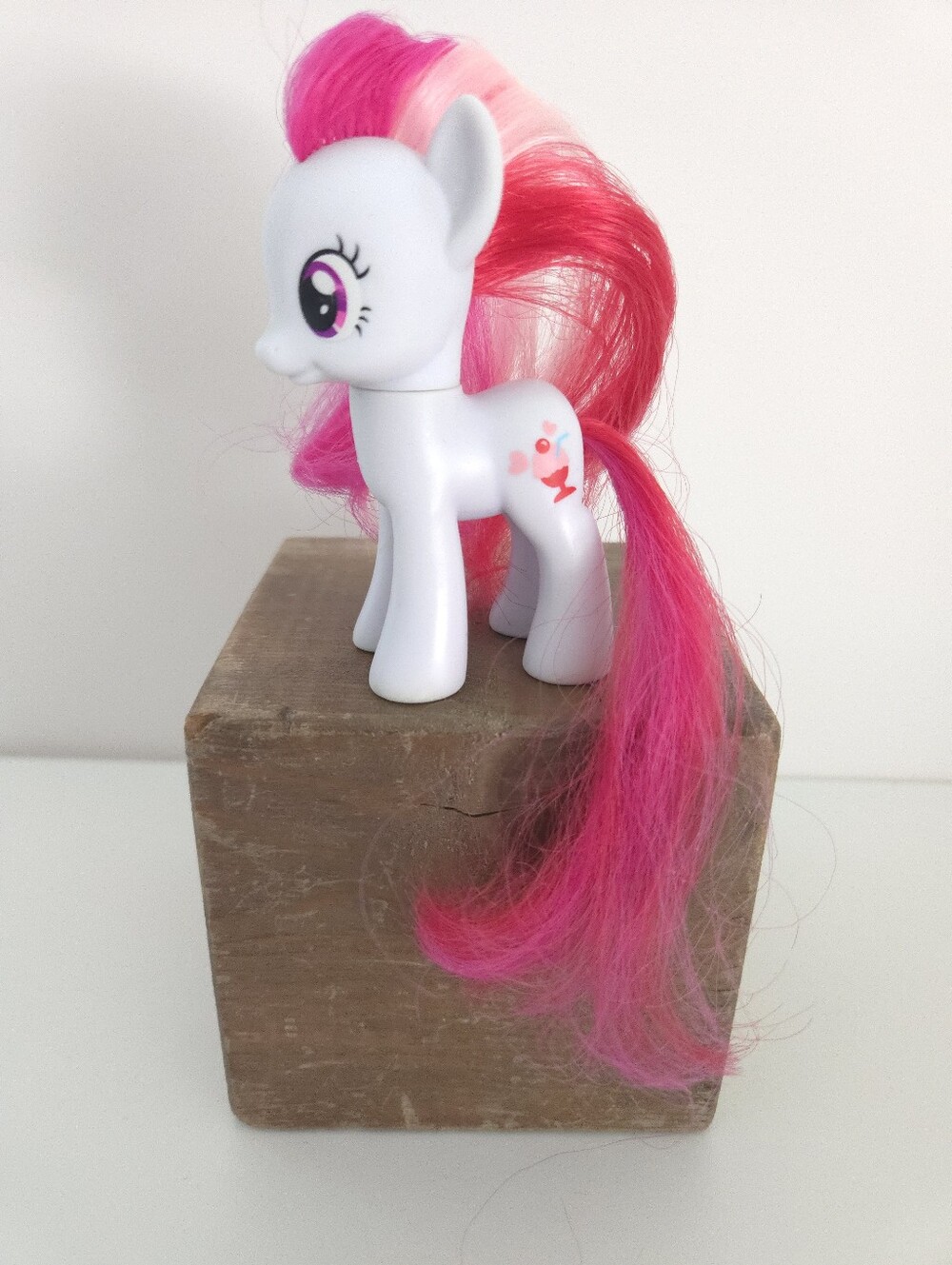 My Little Pony MLP G4 Plumsweet Pony 2010